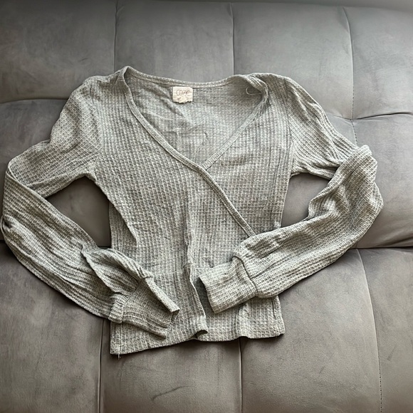 “Cozie By Pink Rose Long Sleeve Crop size small” - Picture 1 of 7